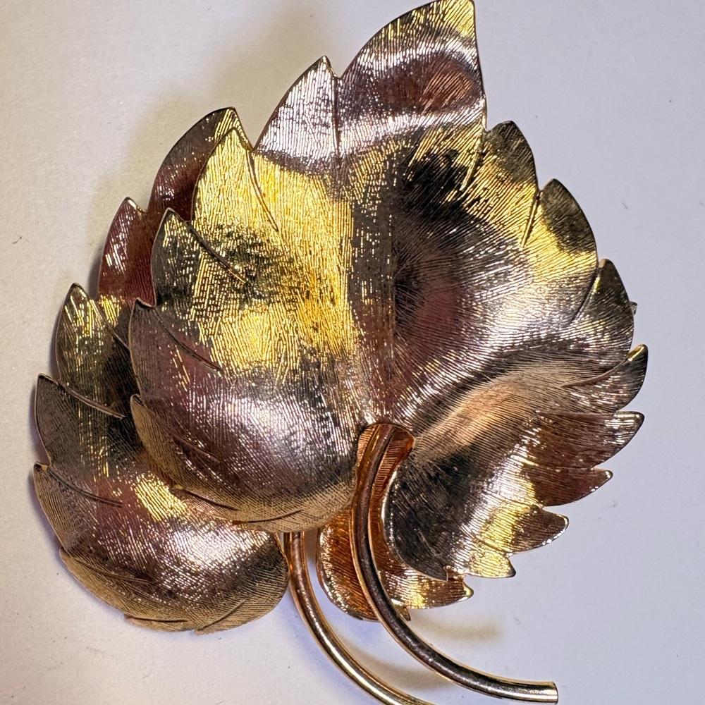 Gold and Silver tone, vintage Leaf Brooch